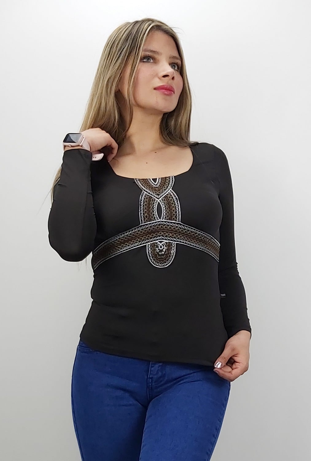 POLERA APLICACIÓN - 2