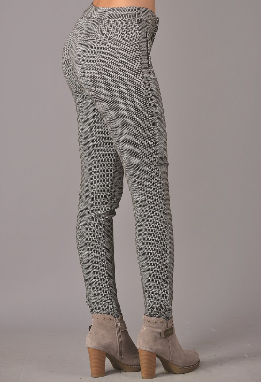 CALZA GABARDINA - 2
