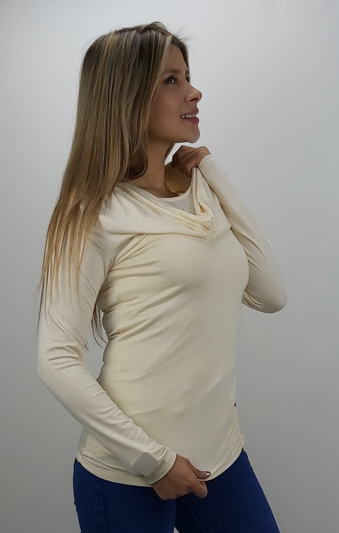 POLERA APLICACIÓN TACHAS - 2