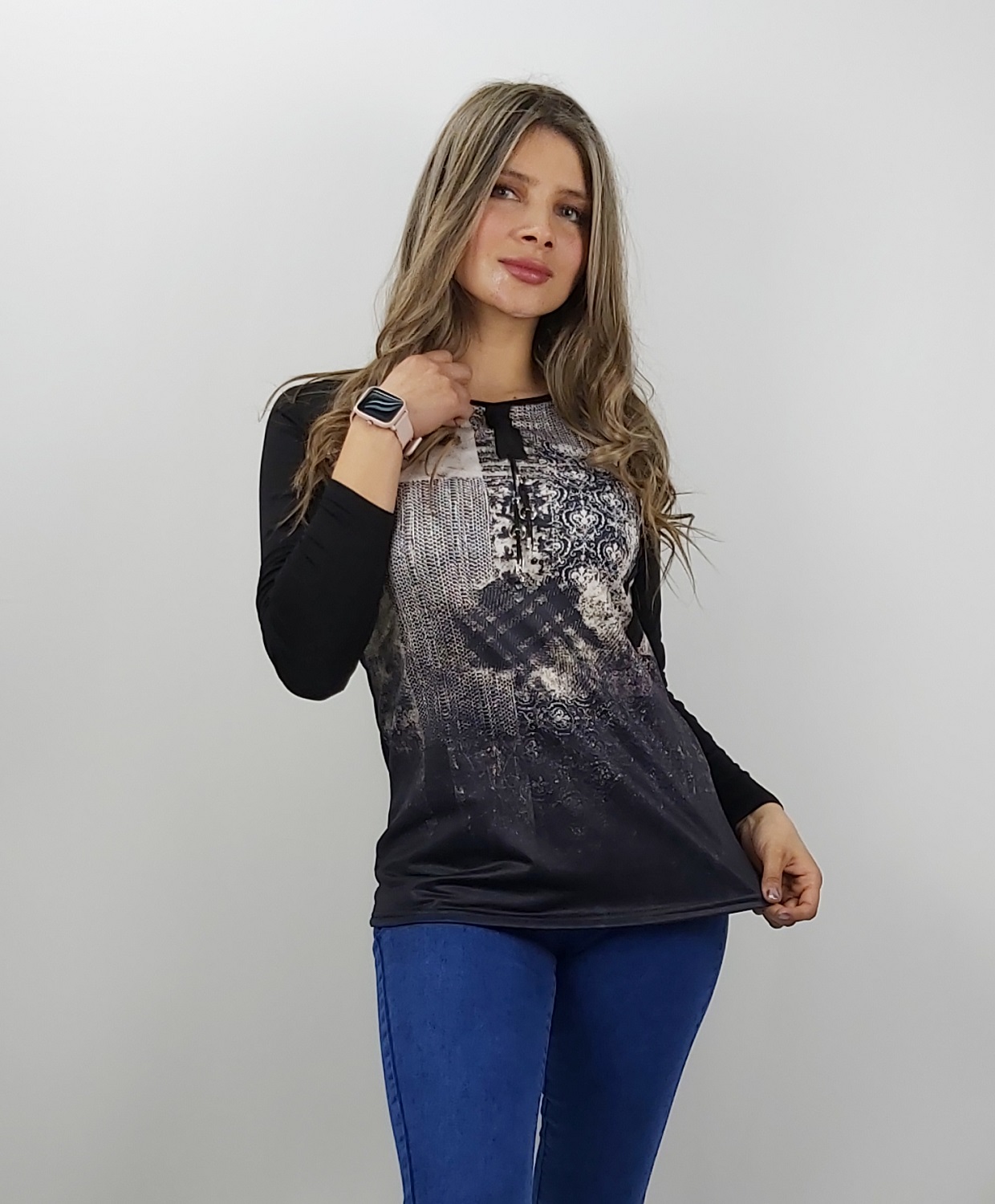 POLERA APLICACIÓN FLOR - 1