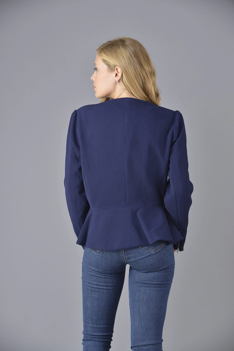 BLAZER CON CIERRE - 3