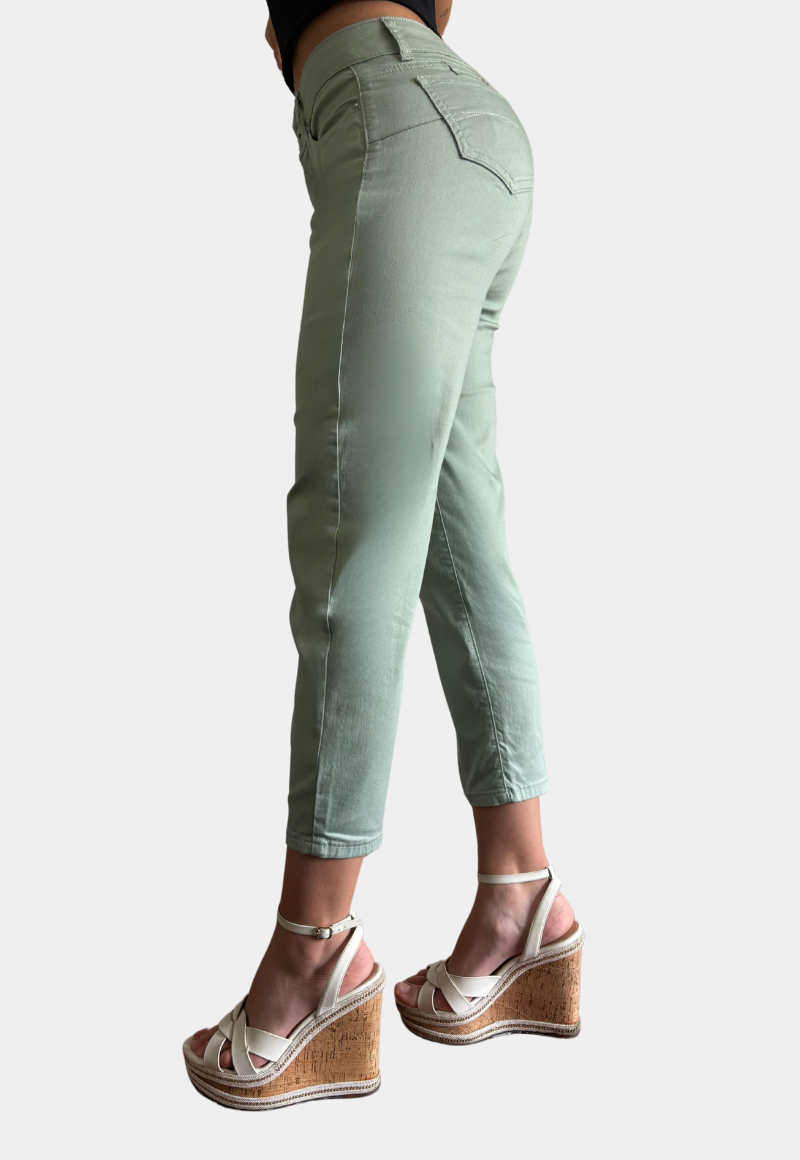 PANTALÓN CAPRI ALGODÓN CROP MUJER TENTATION VERDE GABARDINA TIRO ALTO PUSH UP - 2