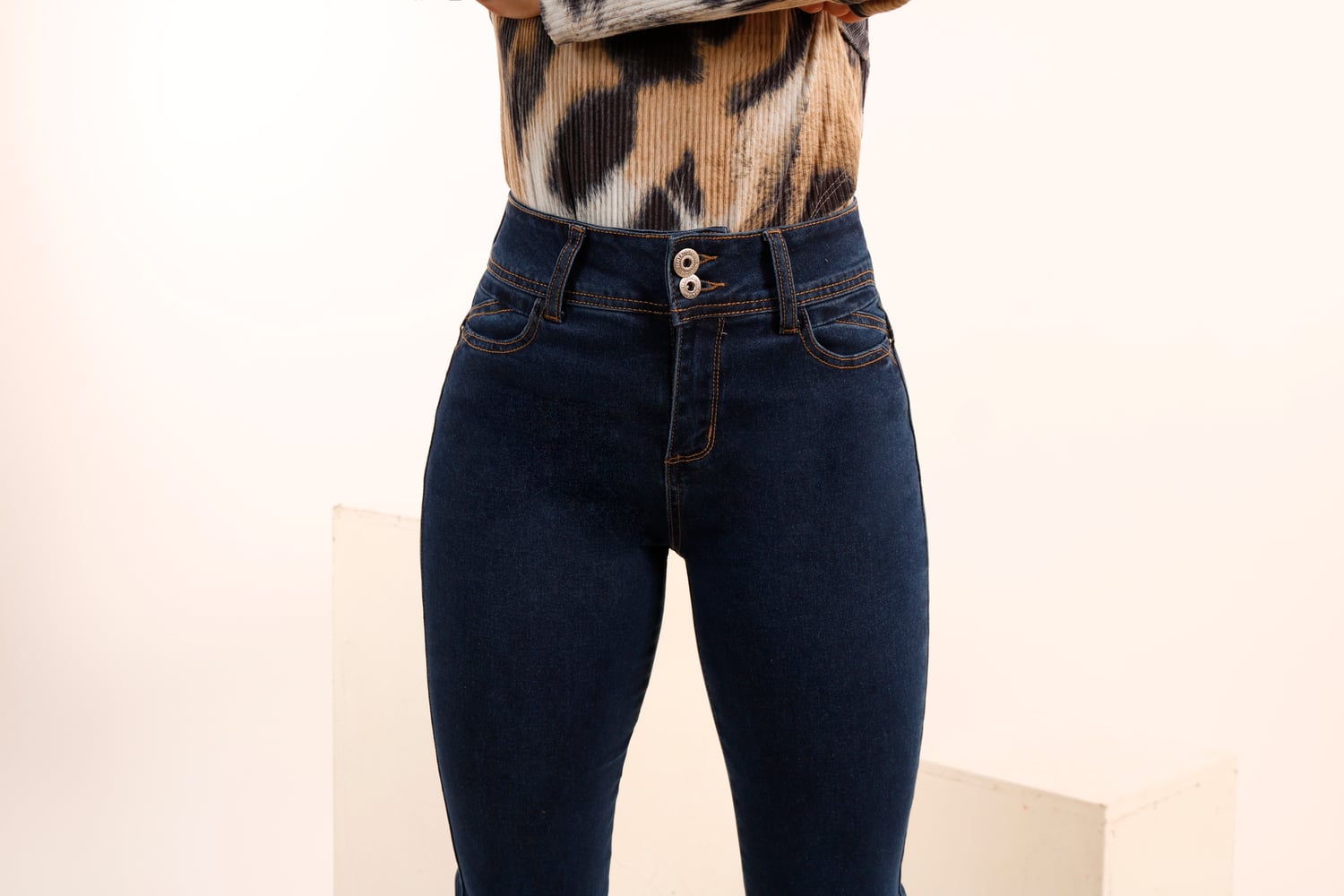 JEAN LARGO MUJER TENTATION AZUL RECTO T.A. PUSH UP DARK - 3
