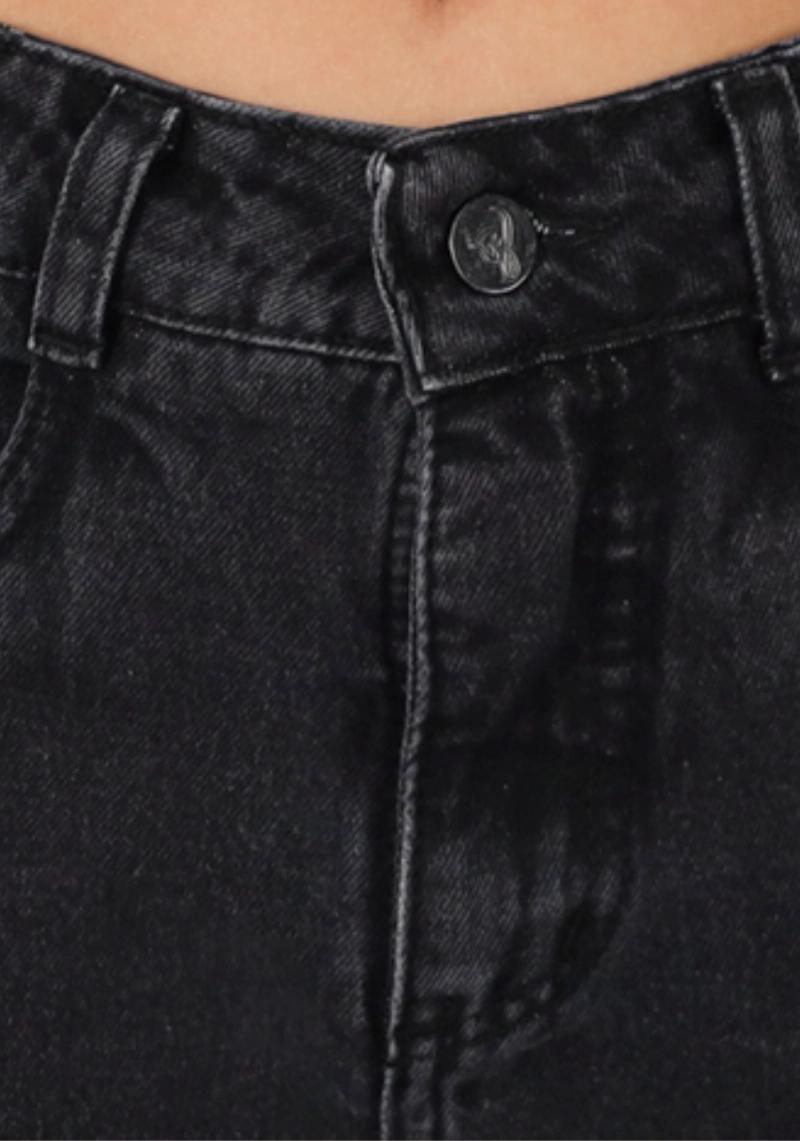 WIDE LEG BLACK CORTE PIERNA - 3