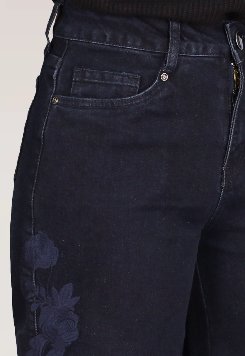 WIDE LEG BORDADO LATERAL T.ALTO - 3
