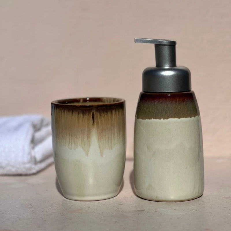 SET 2 ACCESORIOS DE BAÑO DISPENSADOR DE JABON Y VASO CERAMICA MINIMAL - 3