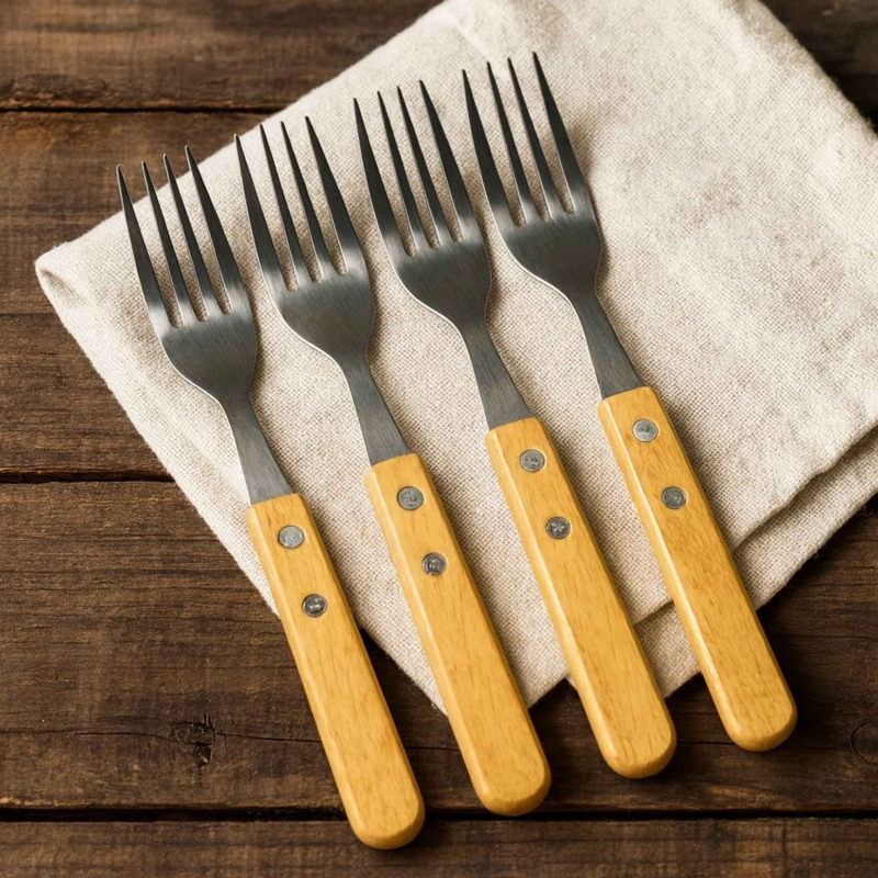SET DE CUBIERTOS PARA ASADO LYN 8 PZS - 3
