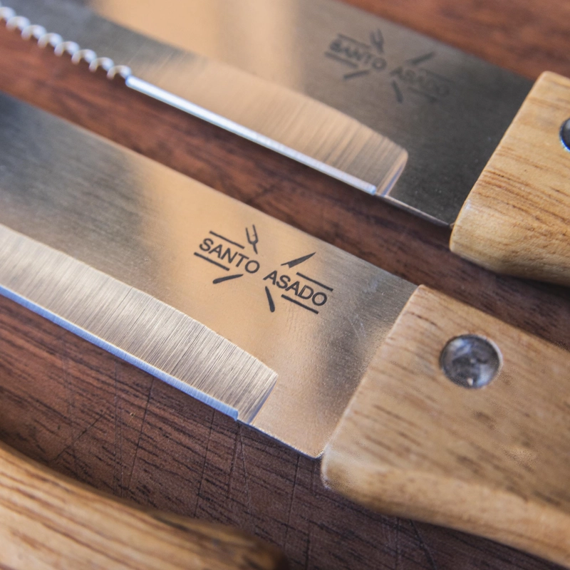 SET DE CUBIERTOS PARA ASADO LYN 8 PZS - 6