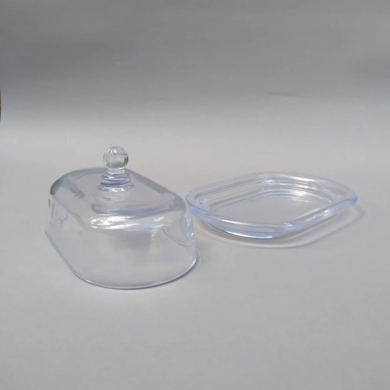 MANTEQUILLERA DE VIDRIO CON TAPA - 19 CM - 6