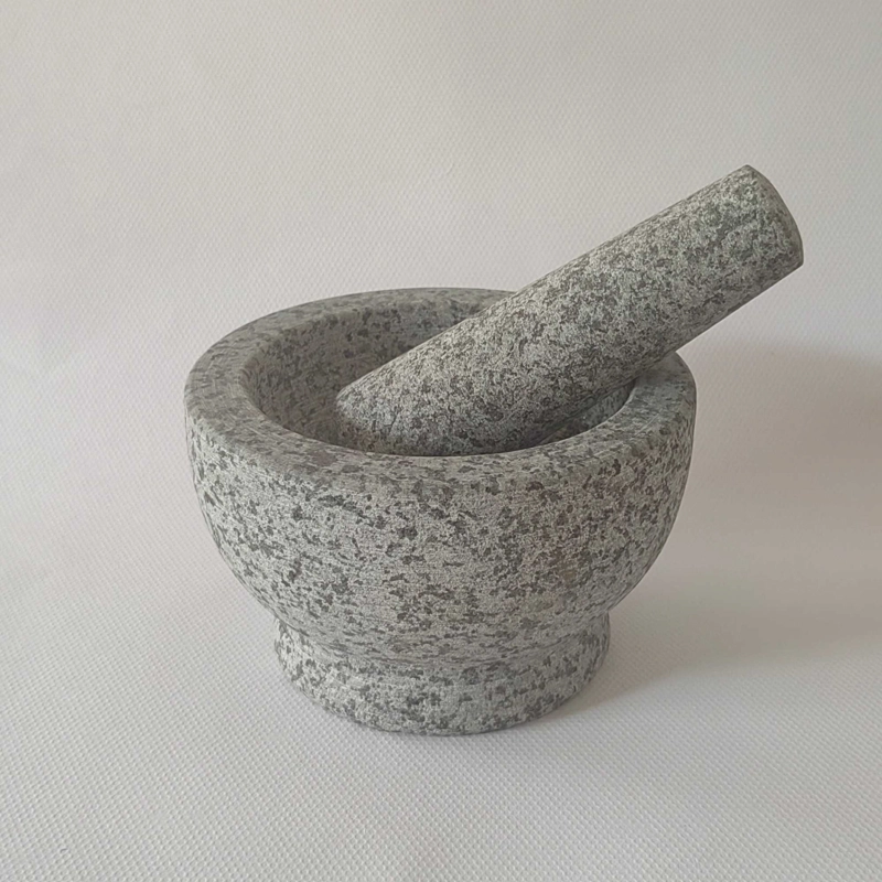 MORTERO Y PISTILO GRANITO 300 ML - 13X8 CM - 4