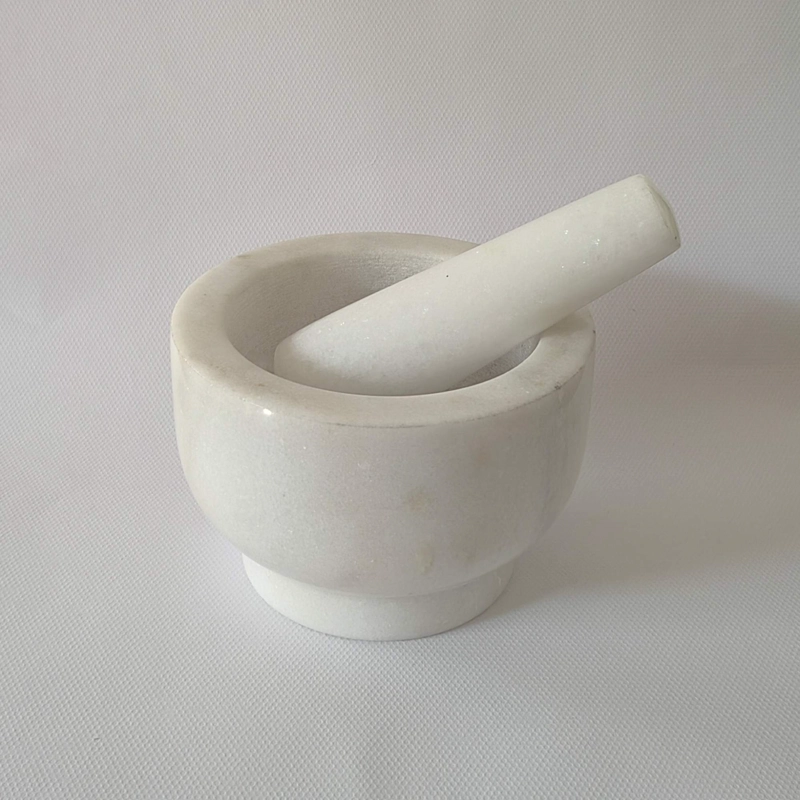 MORTERO Y PISTILO MARMOL 300 ML - 13X8 CM - 4