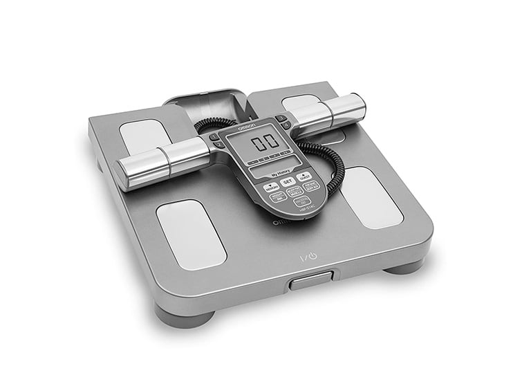 BALANZA TOPMEDIC CON MONITOR CORPORAL 514C OMRON - 1