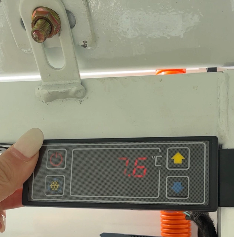 TRICICLO 'TORITO' BENCINA + ELECTRICIDAD - CAMARA FRIO PARA 1.000 KILOS - 1.500W - 8