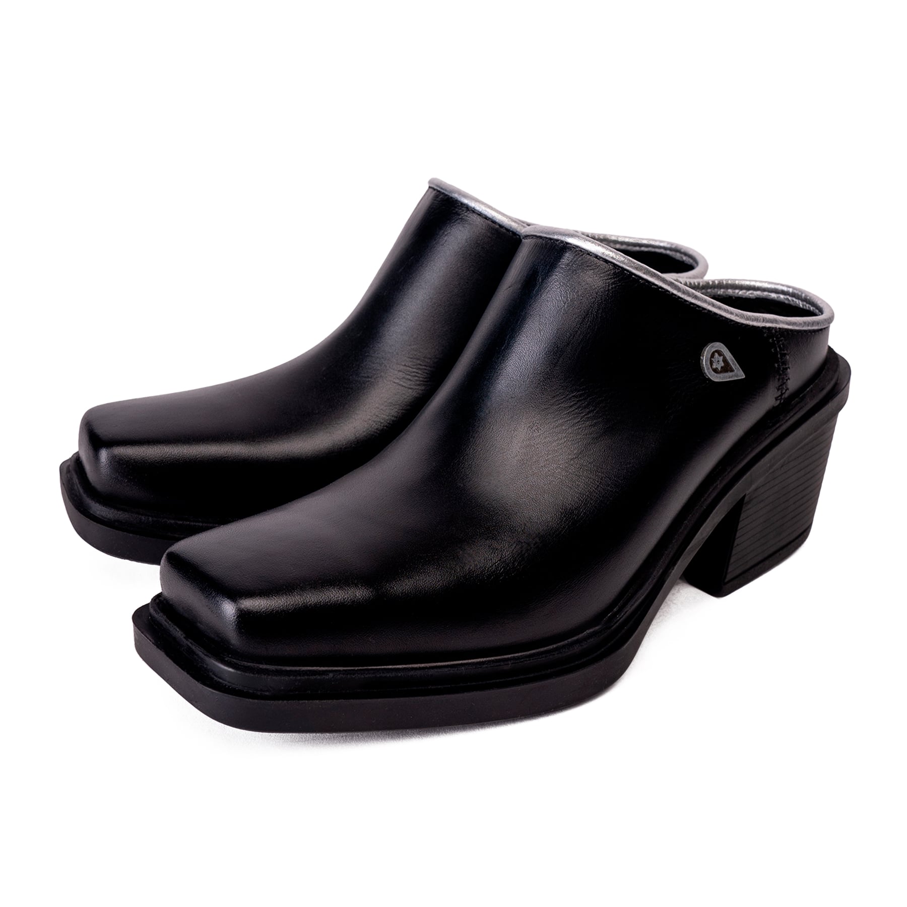 ZAPATO CUERO MULE BRUMA NEGRO LANDAZURI - 2