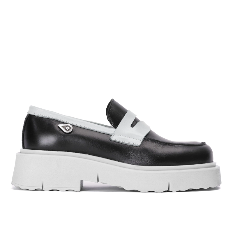 MOCASINES MUJER LANDAZURI CUERO NEGRO CELESTE MÁRMARA - 1