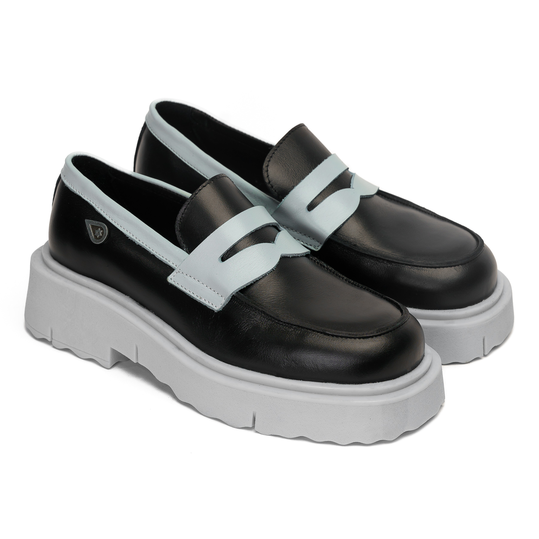 MOCASINES MUJER LANDAZURI CUERO NEGRO CELESTE MÁRMARA - 2