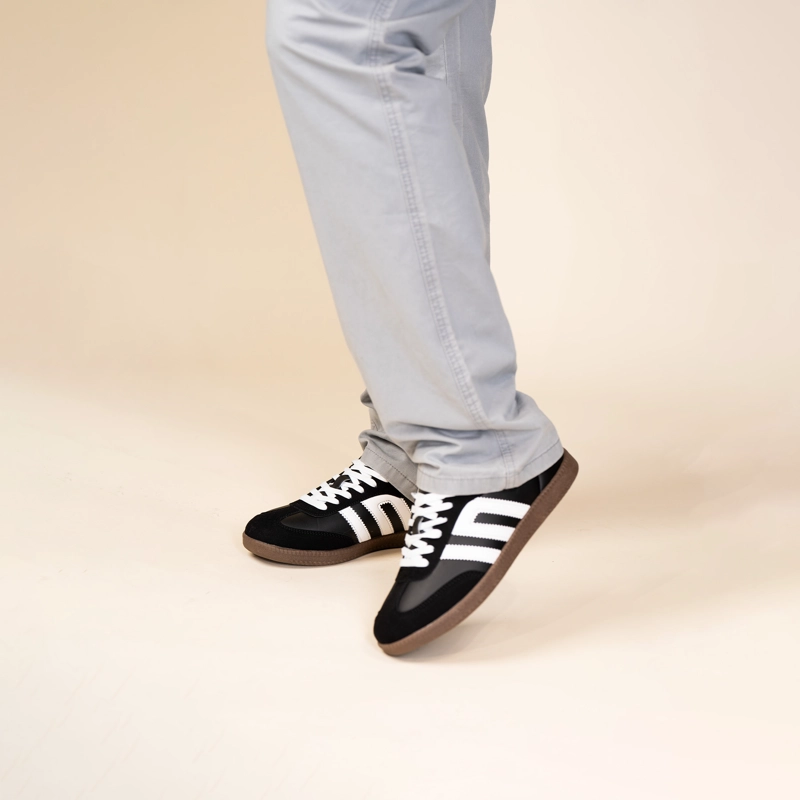 ZAPATILLAS HOMBRE APOSTOL URBANAS NEGRO KONSTANTIN - 2
