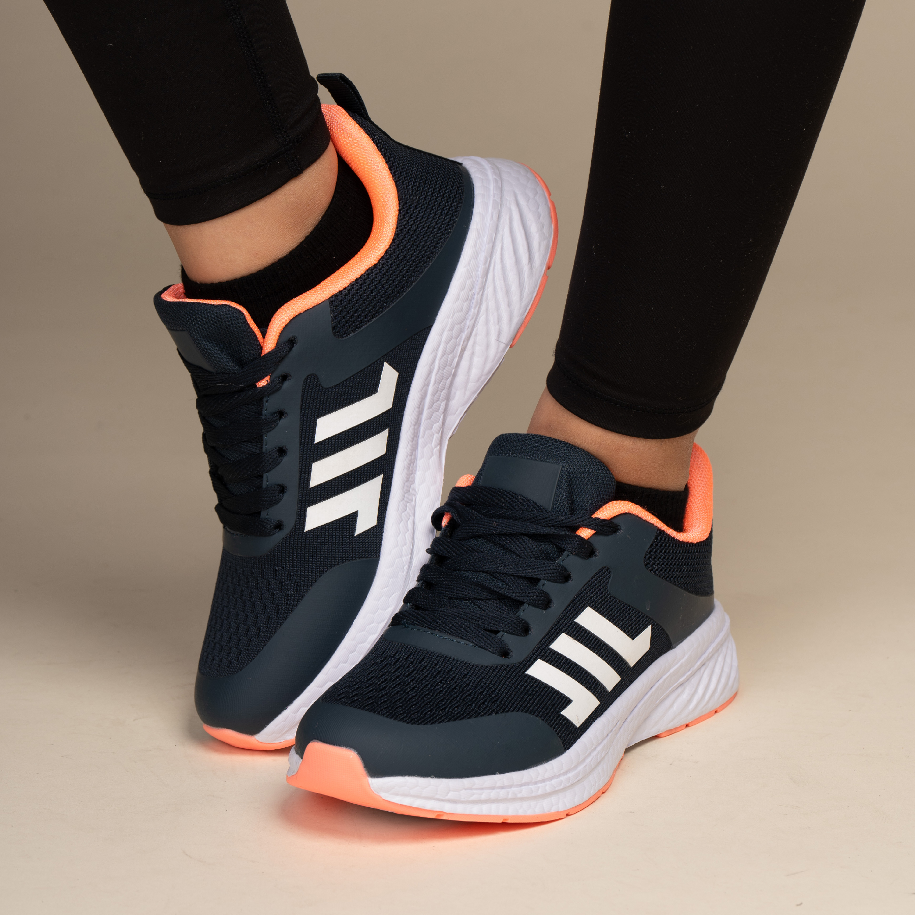 ZAPATILLA DEPORTIVA MUJER ATLAS NEGRO CHINITOWN - 6