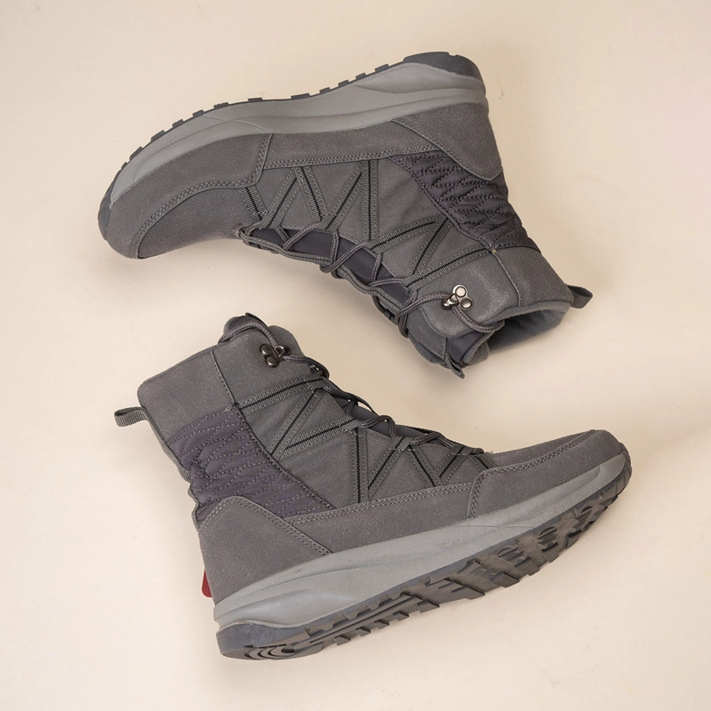 BOTA OUTDOOR MUJER GRIS SASKIA CHINITOWN - 4