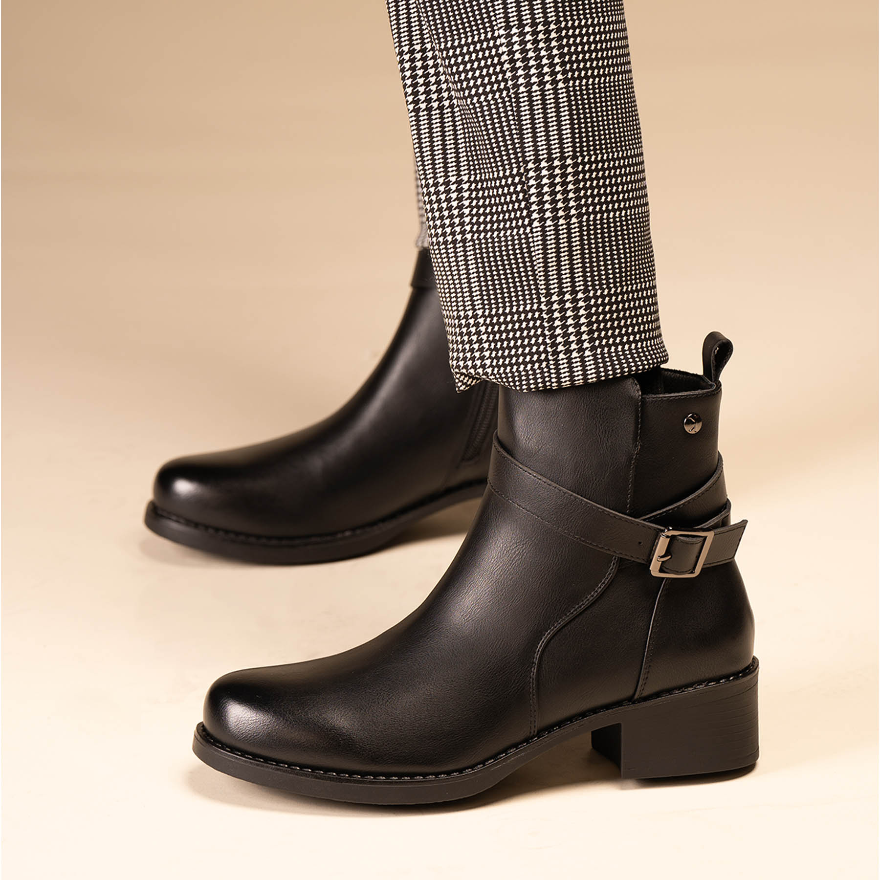 Ripley - BOTÍN CASUAL MUJER NOSIHLE NEGRO CHINITOWN