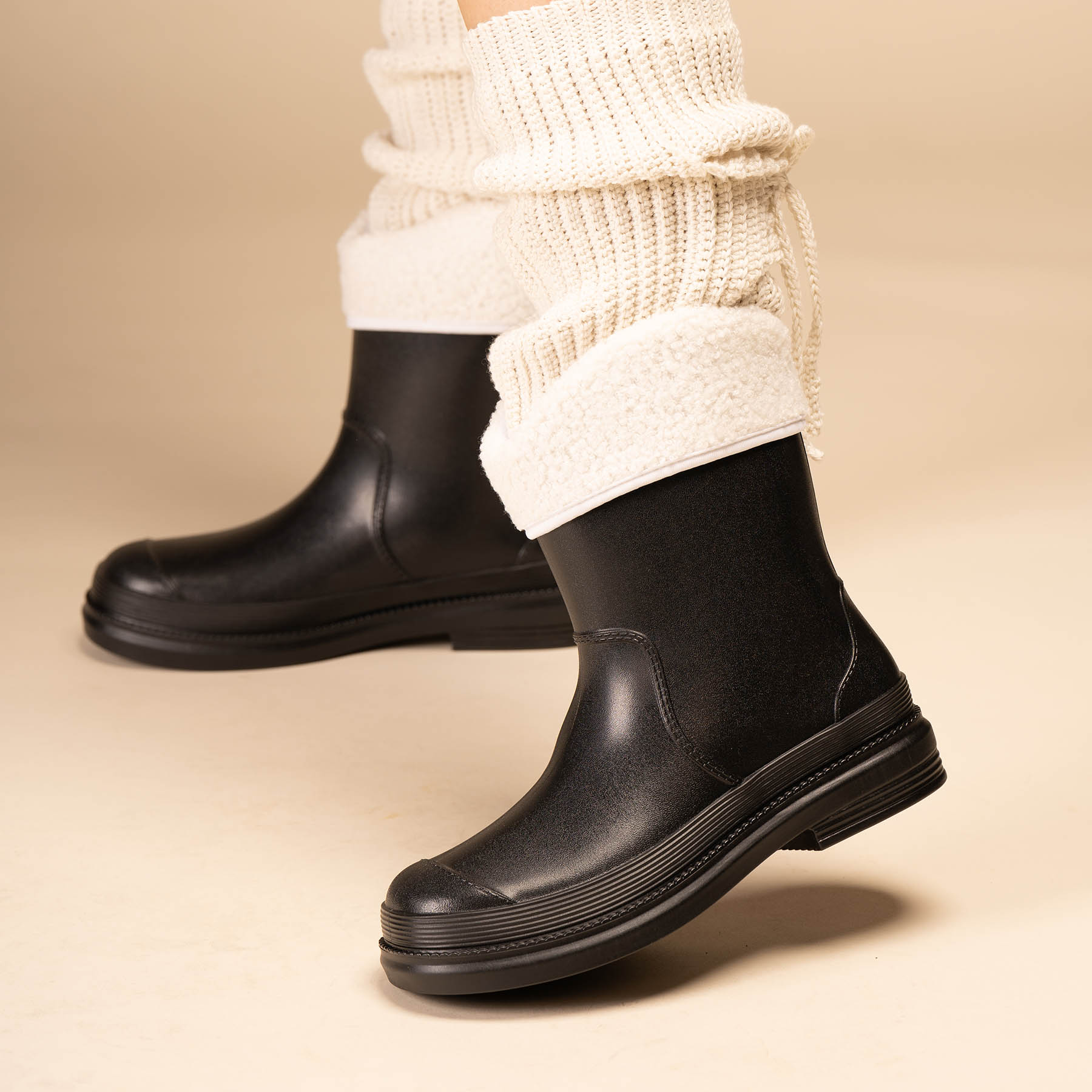 BOTA DE AGUA MUJER NOSISA NEGRO CHINITOWN - 5