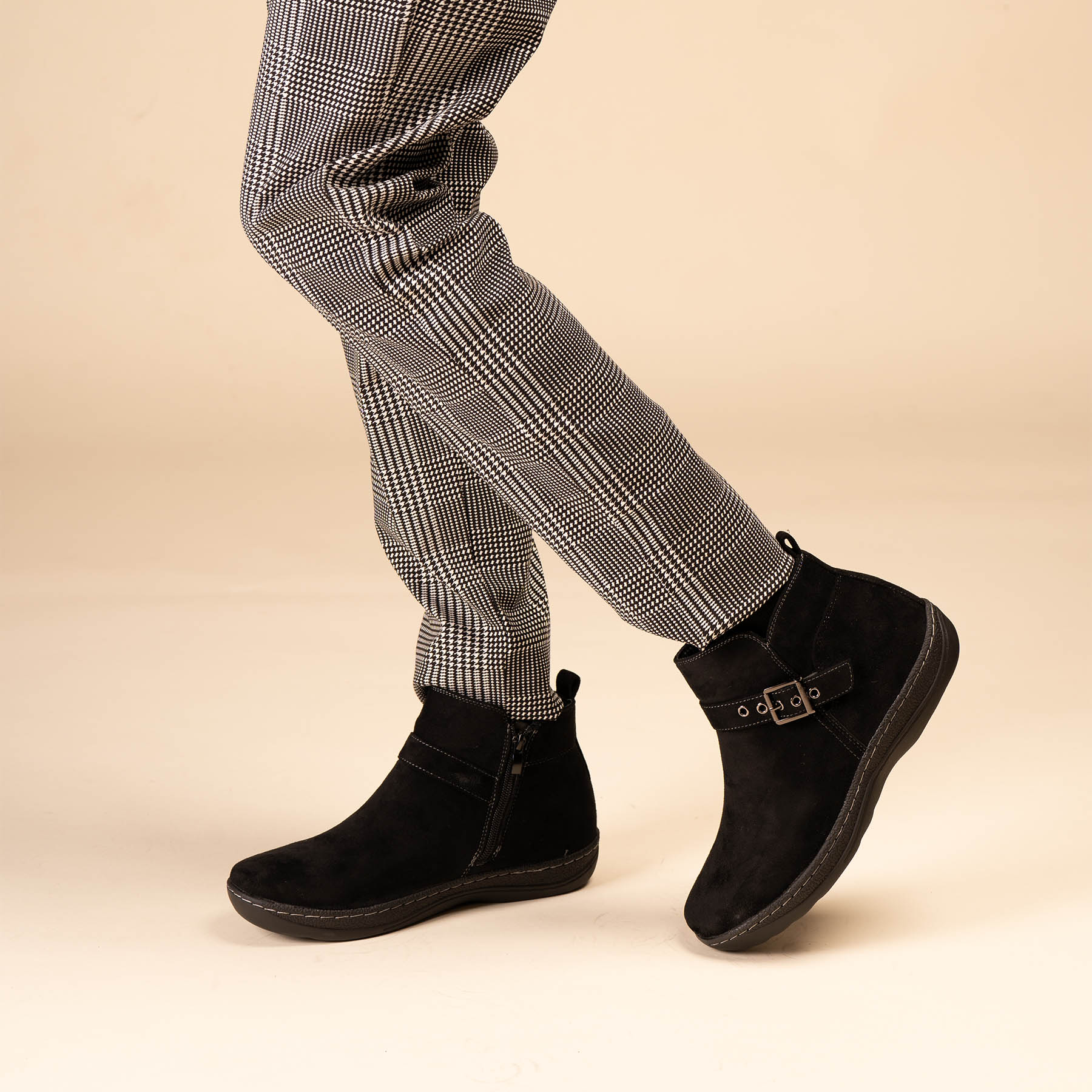 ZAPATO CASUAL MUJER LESEDI  NEGRO CHINITOWN - 2