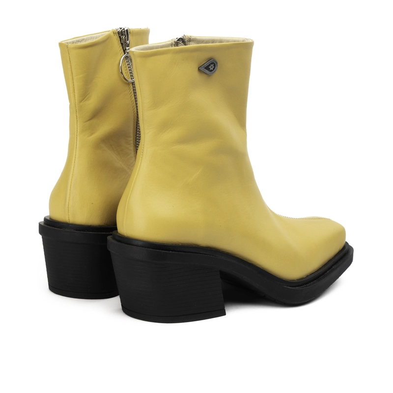 BOTIN CUERO HELA AMARILLO LANDAZURI - 4