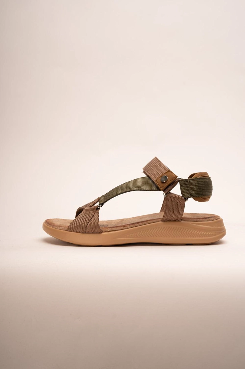 SANDALIA CASUAL MUJER CAMEL BASMA CHINITOWN - 1