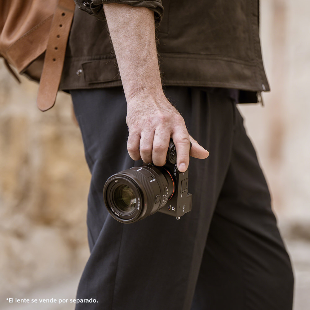 CÁMARA PROFESIONAL COMPACTA FULL FRAME MIRRORLESS ILCE-7CR - 5