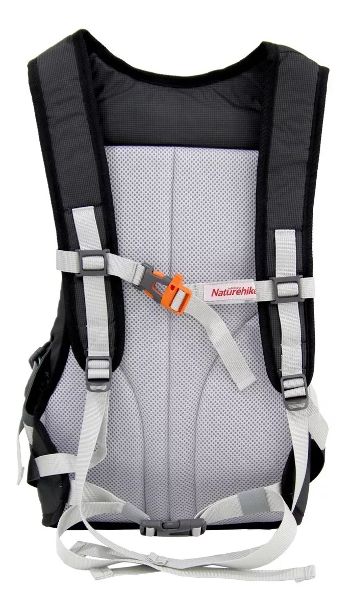 MOCHILA NATUREHIKE NEGRA CON CASCO DESLIZABLE - 2