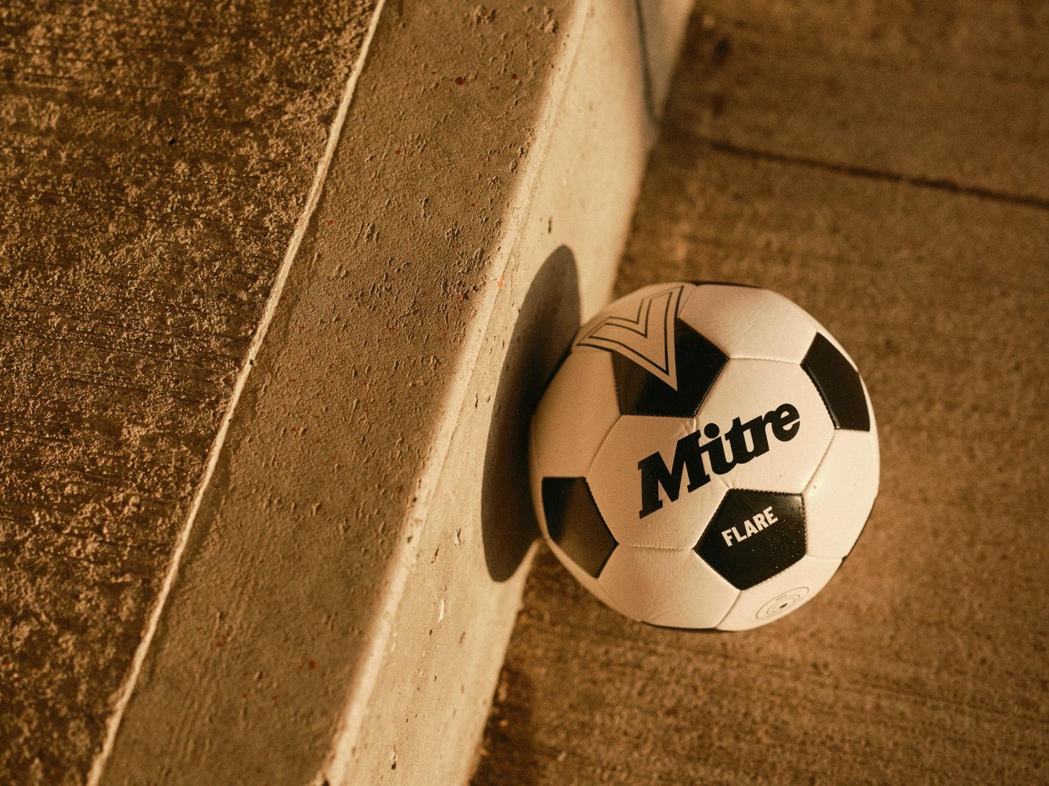 BALON DE FUTBOL MITRE FLARE BLANCO-NEGRO - 7
