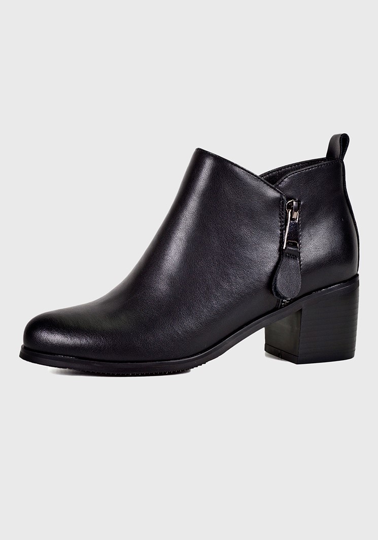 Ripley - BOTÍN CUERO NEGRO ITATI CASUAL