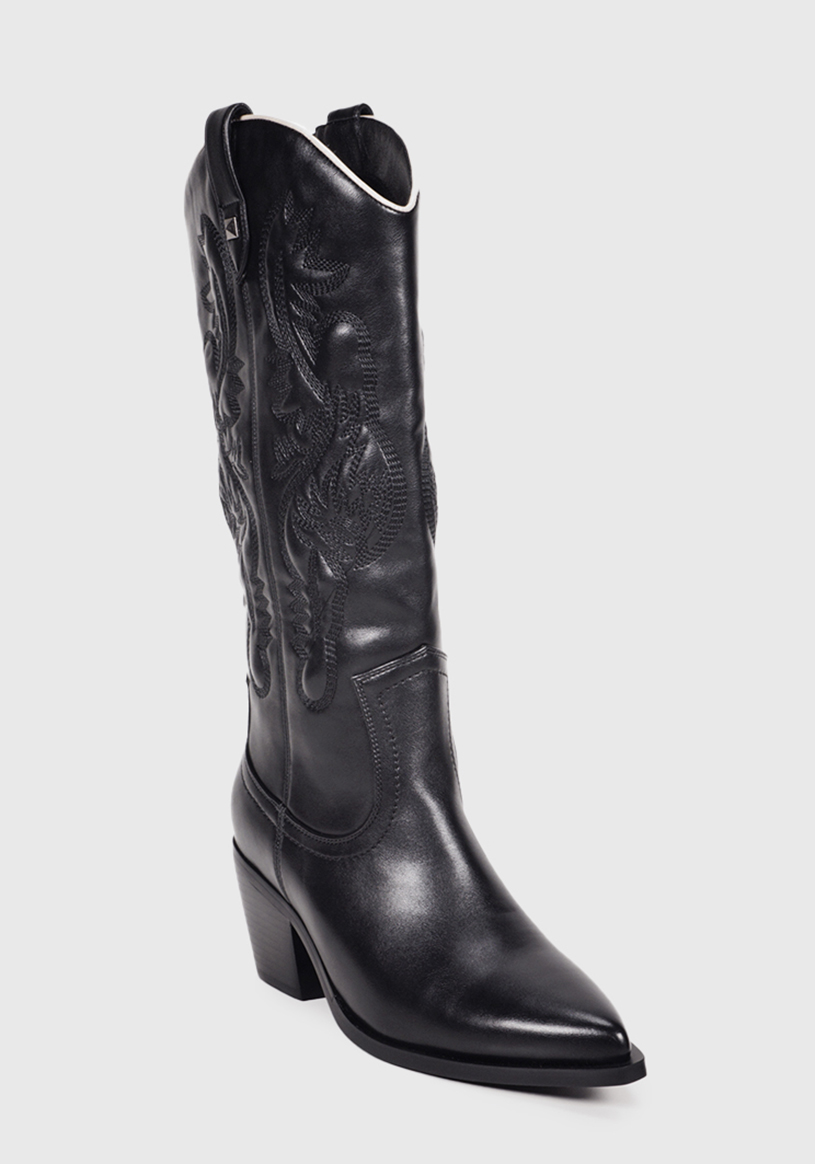 BOTA NISSA EN COLOR NEGRO - 4