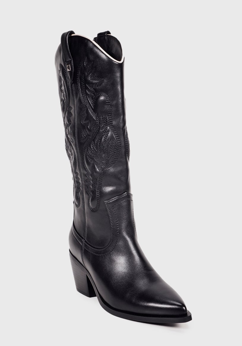 BOTA NISSA EN COLOR NEGRO - 4