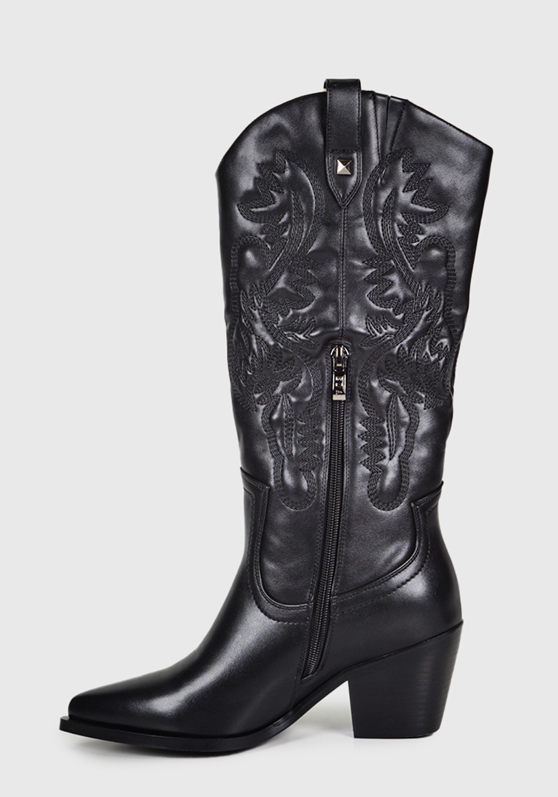 BOTA NISSA EN COLOR NEGRO - 7