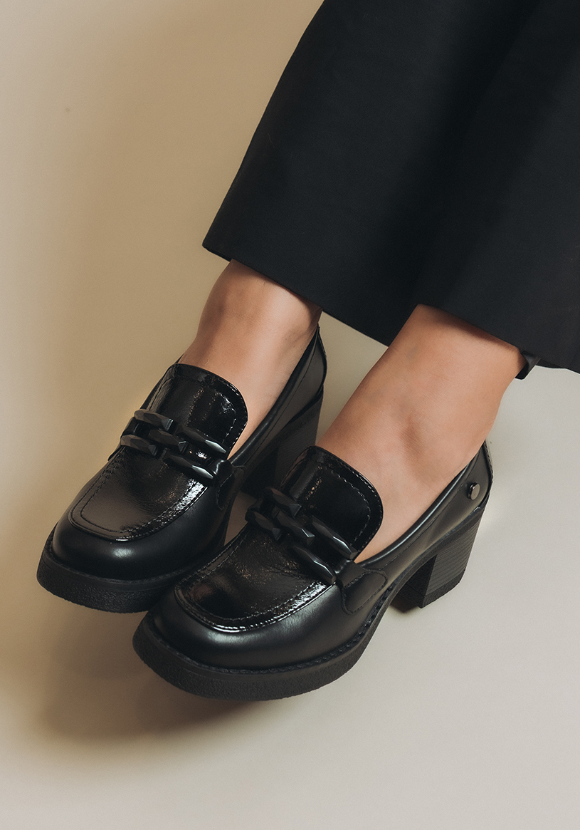 MOCASÍN LUISINA NEGRO - 9