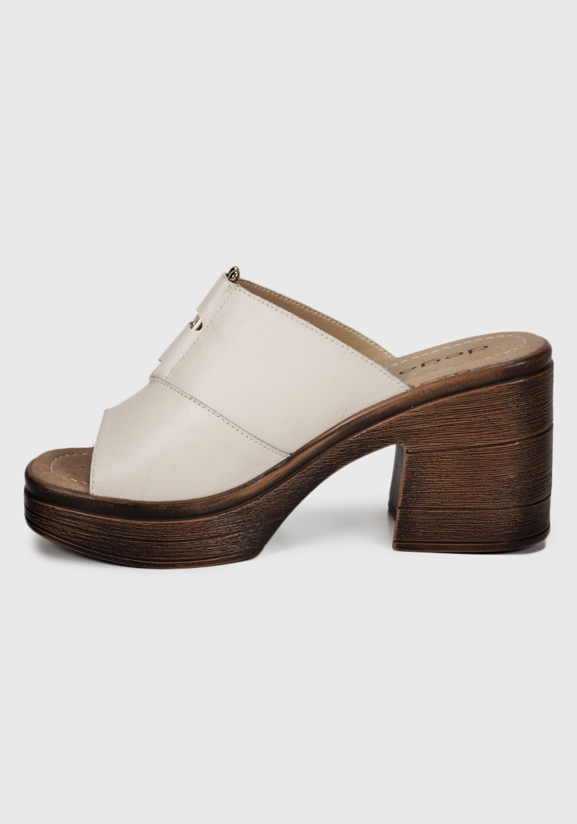 SANDALIA CUERO WILANY BEIGE - 5