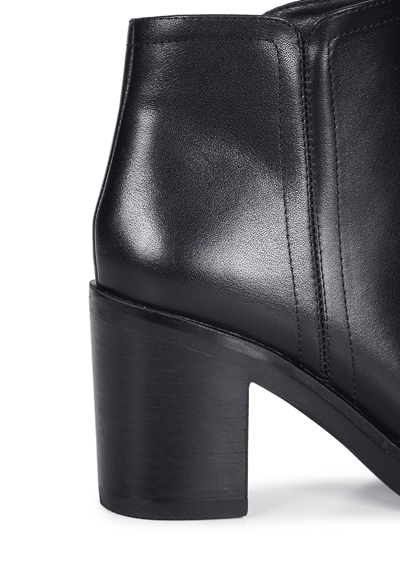 BOTIN CUERO ZAHRA NEGRO - 4