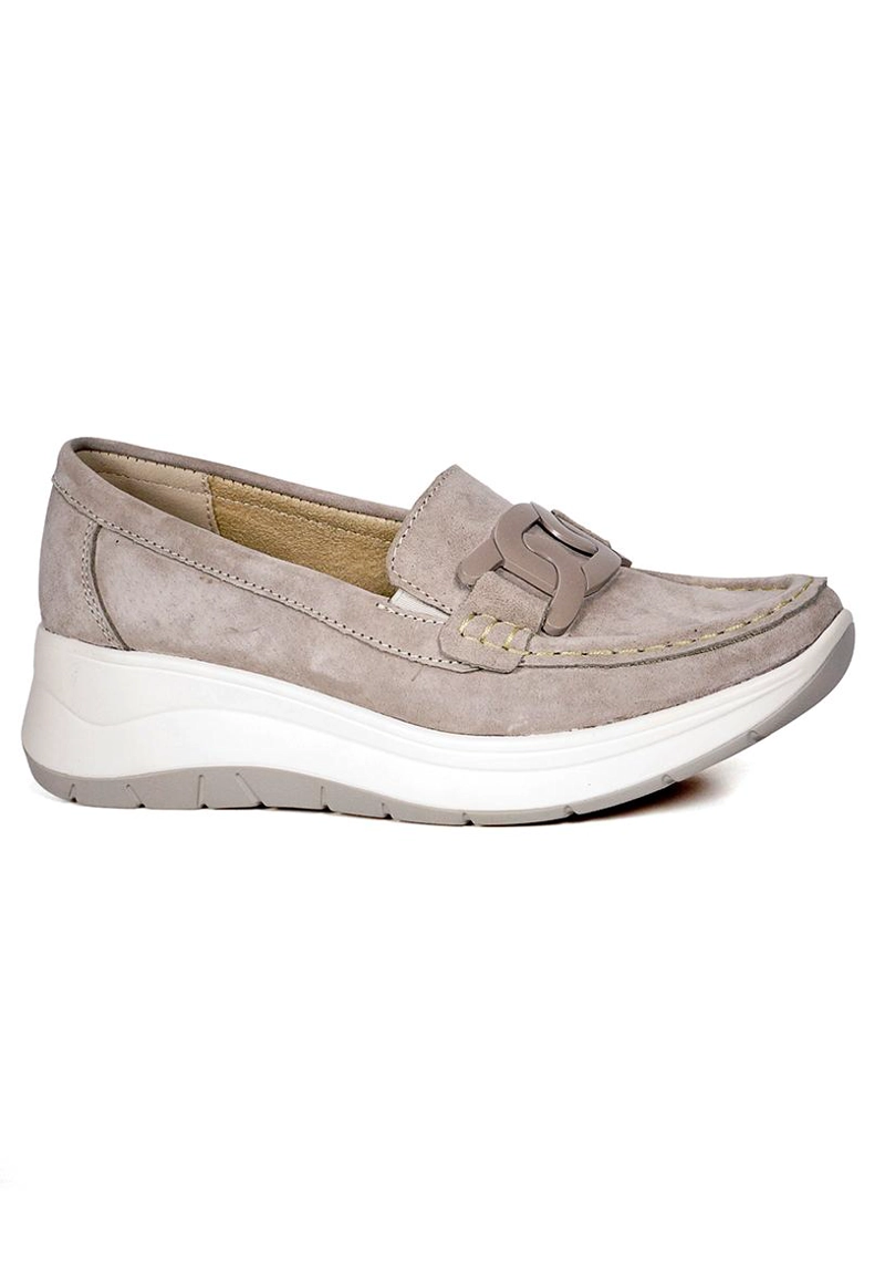 MOCASIN CUERO CECILIA BEIGE 39