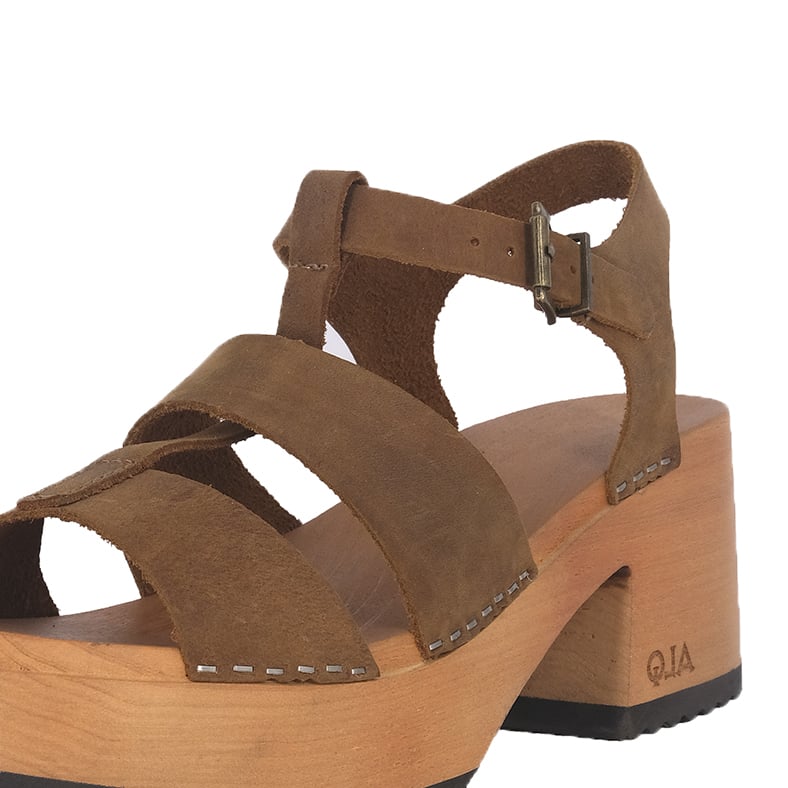 SANDALIAS MUJER ALQUIMIA CUERO CARAMELO PLATAFORMA MADERA LILY - 4