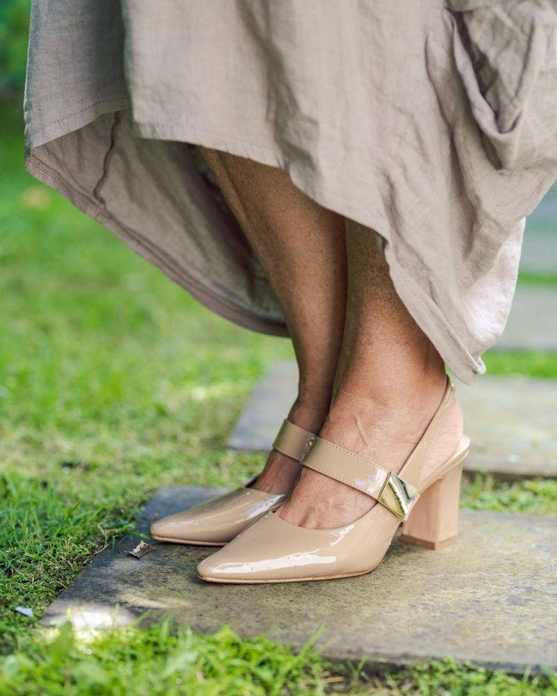 ZAPATO GLAM BEIGE CHAROL ALQUIMIA - 5