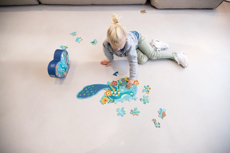 PUZZLE SCRATCH EUROPE MULTICOLOR 40PCS CON FORMA PAVO REAL - 5