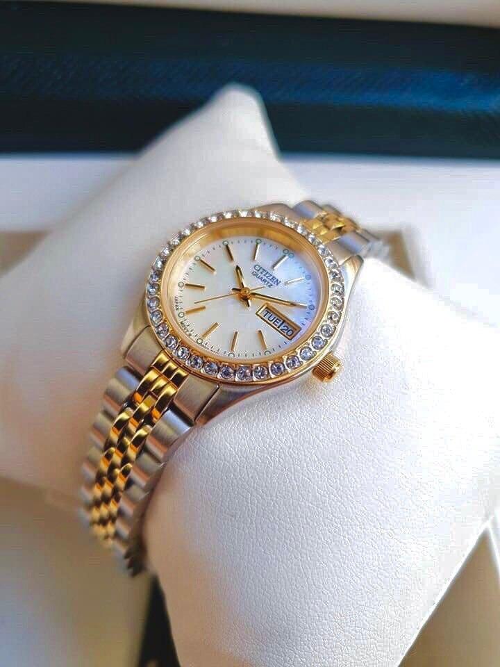 RELOJ CITIZEN MUJER CUARZO EQ0534-50D CLASSIC QUARTZ - 4