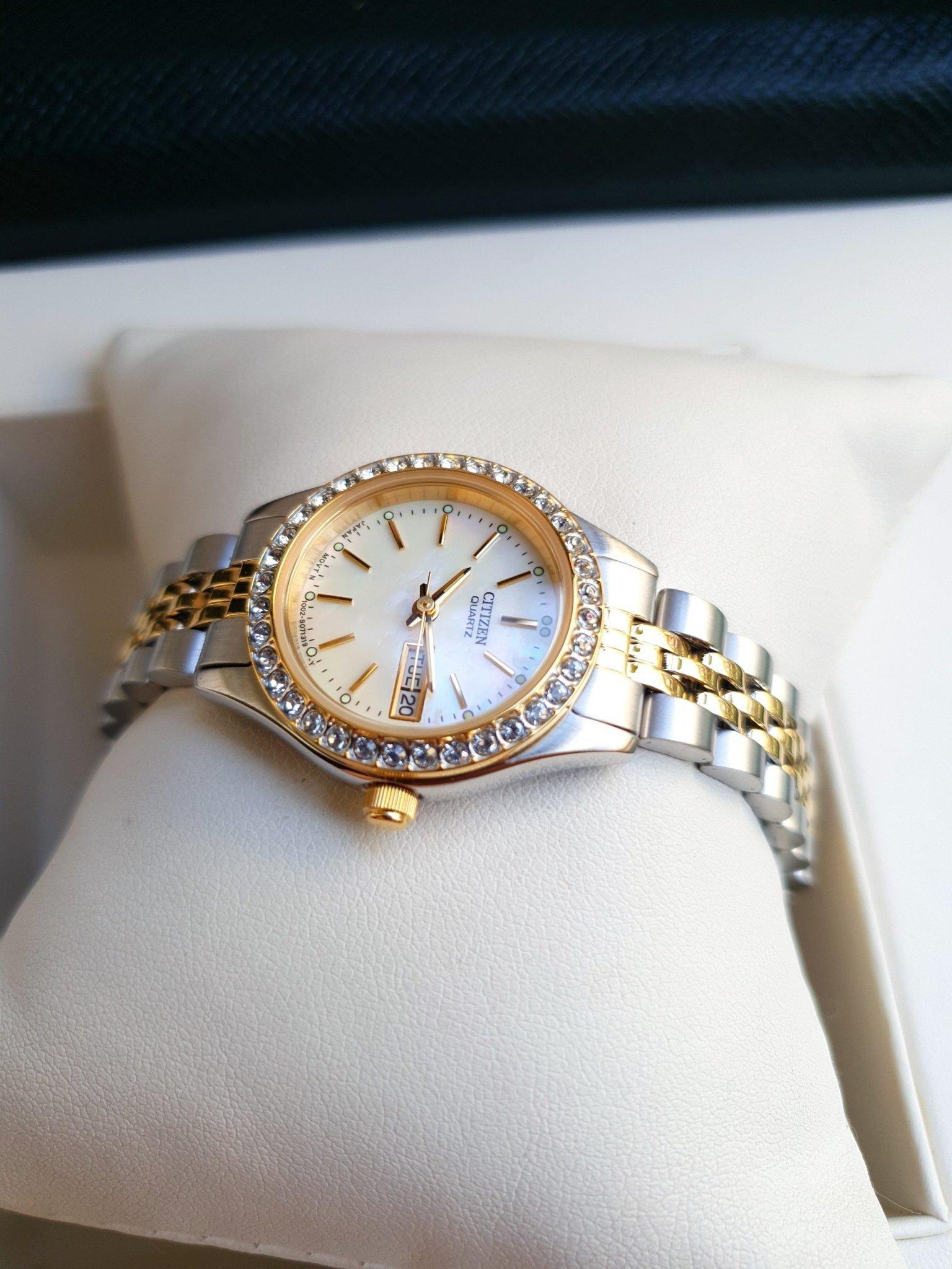 RELOJ CITIZEN MUJER CUARZO EQ0534-50D CLASSIC QUARTZ - 5