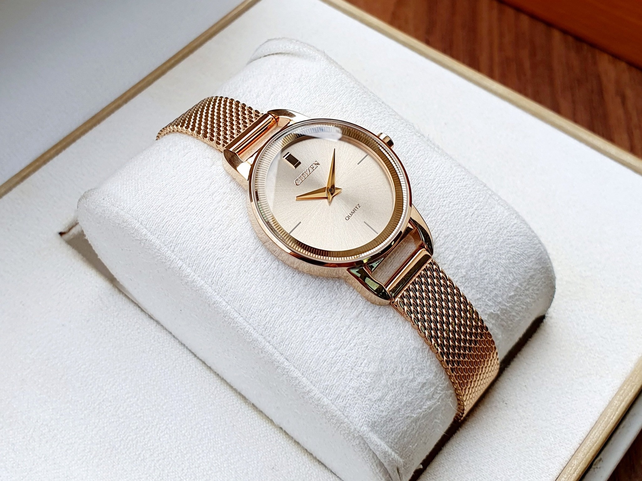 RELOJ CITIZEN MUJER CUARZO EZ7003-51X CLASSIC QUARTZ - 4