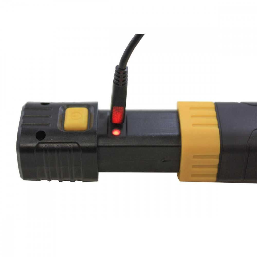 LINTERNA LED CAT CT3115 DE TRABAJO EXTENSIBLE RECARGABLE LUMENES 170 - 2