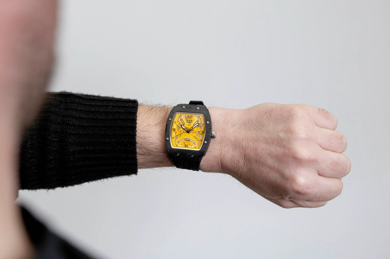 RELOJ CAT HOMBRE 14-161-21-731 BARRELL CARBON - 3