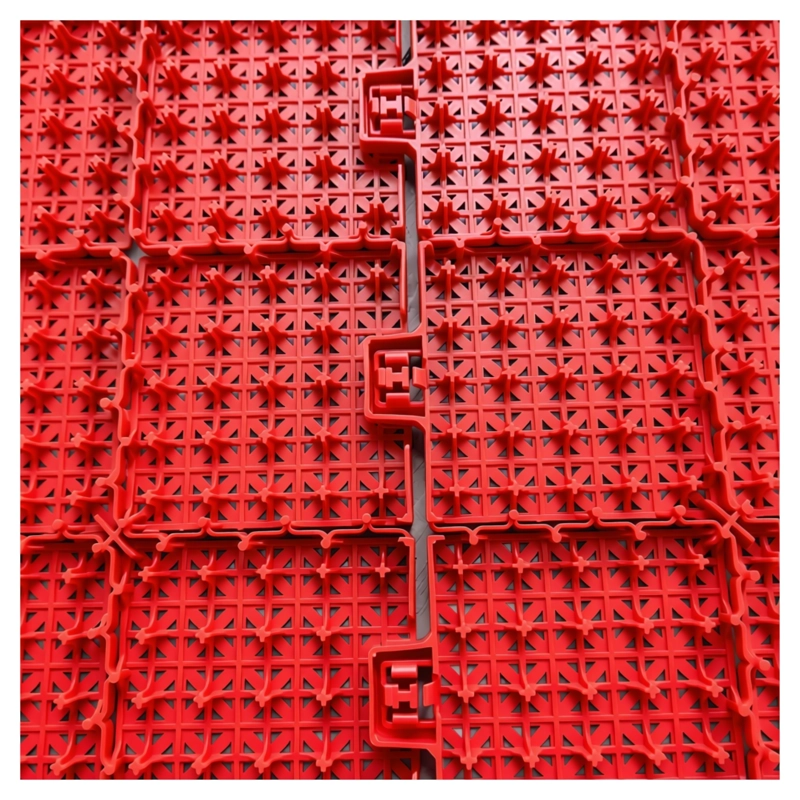 PISO DEPORTIVO ENTRELAZADO 50U 40CM X 40CM X 15 MM ROJO - 4