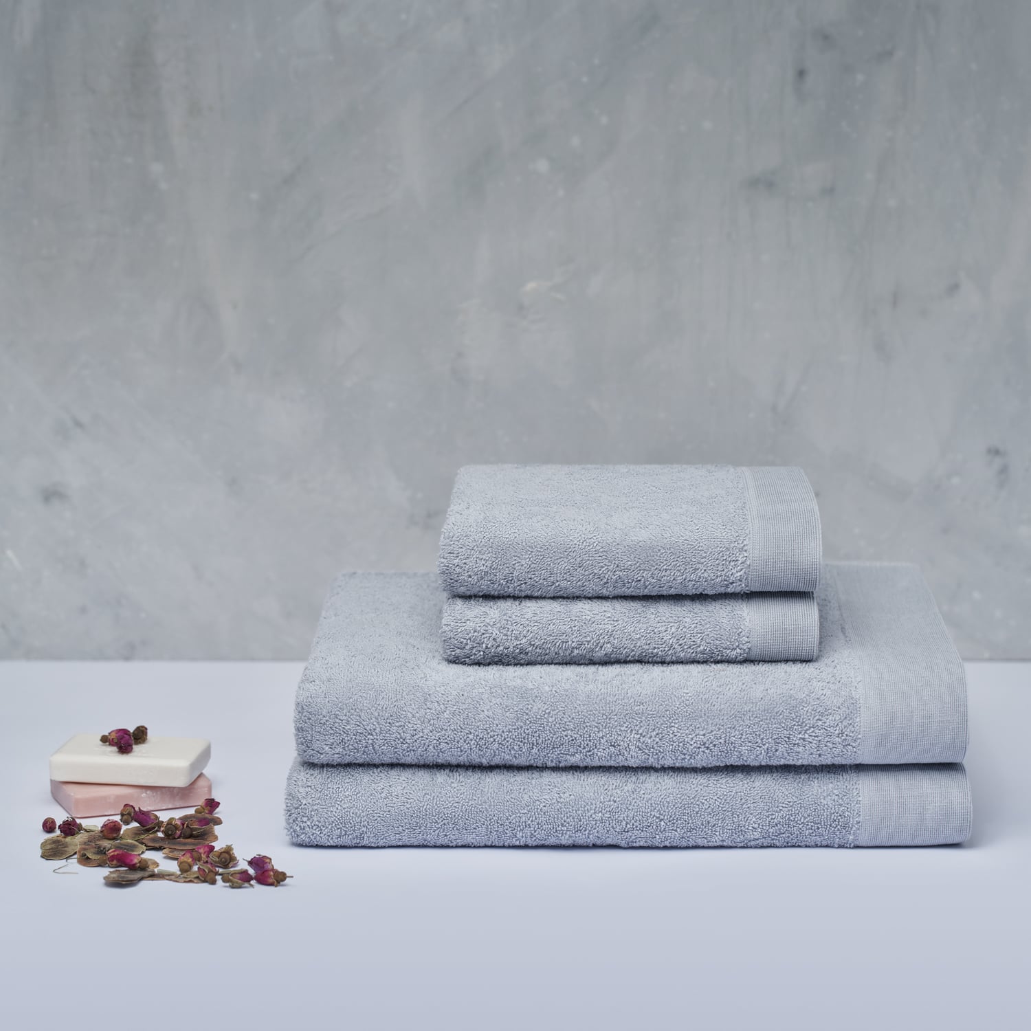 SET 2 TOALLAS MANO Y 2 TOALLONES BAÑO ELEGANCE AZUL HIELO, 100% ALGODON, 550 GR/M2 - 2