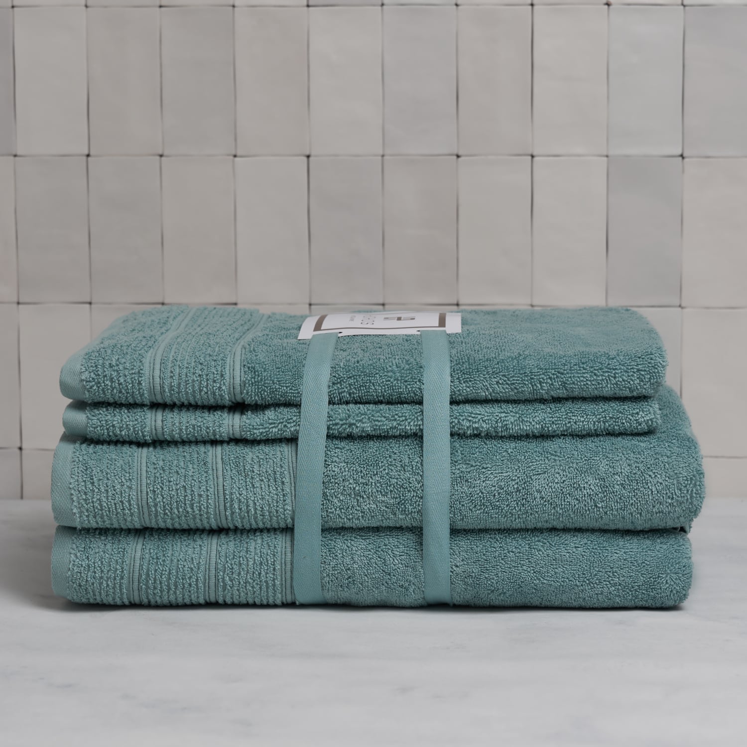 SET DE TOALLAS DELUXE CON ELEGANTE GUARDA CLÁSICA EN ALG. TURCO 620GR. COLOR VERDE AGUA - 2
